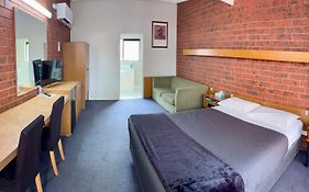 Abbotswood Motor Inn